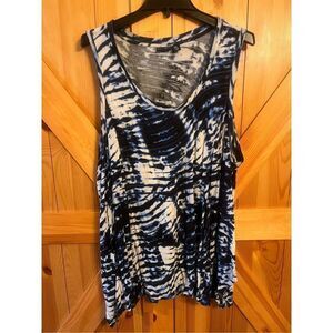 Willi Smith, Sleeveless blouse, size 3X
(1390)